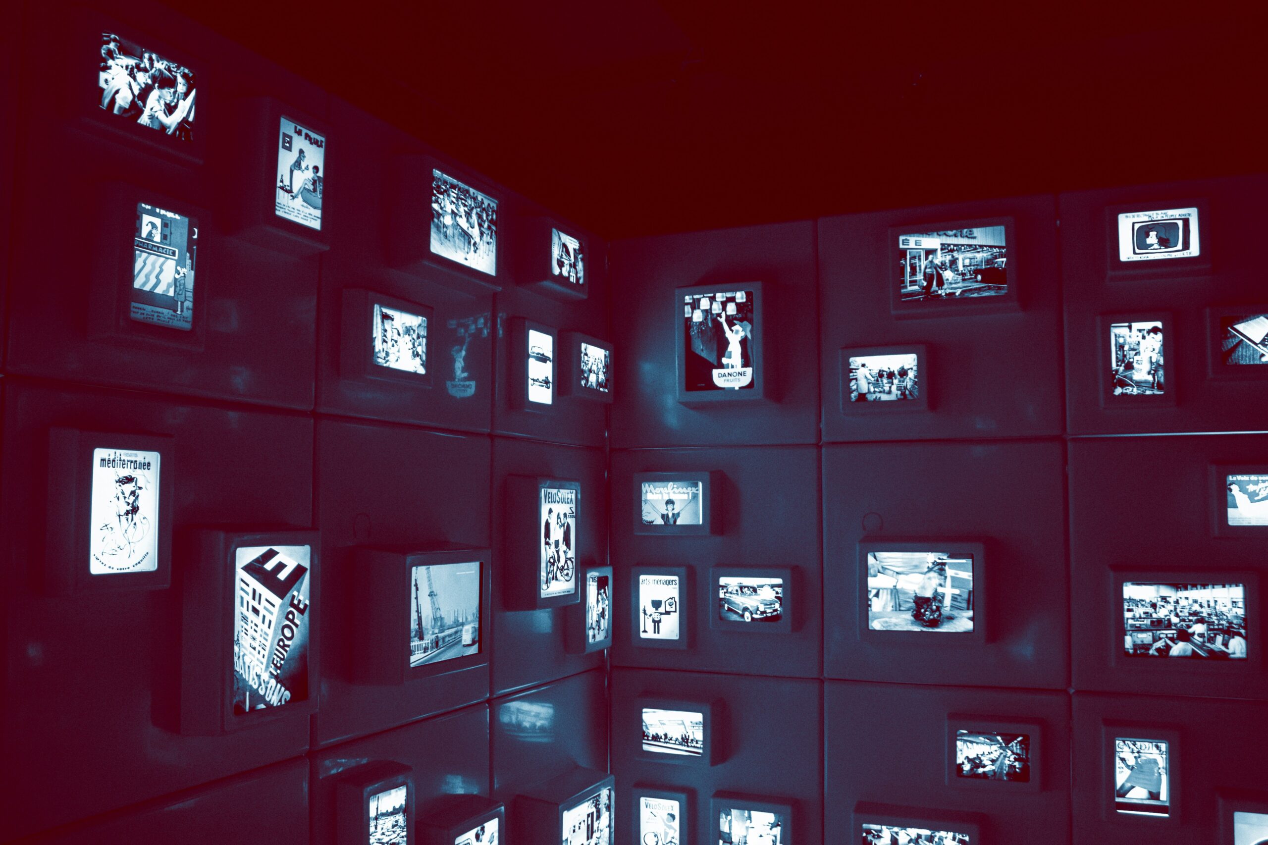 Photo of many screens dispalying various things all at once